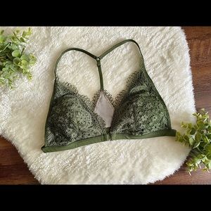 𝚅𝚂 𝙱𝙱𝚅 𝙱𝚛𝚊𝚕𝚎𝚝𝚝𝚎